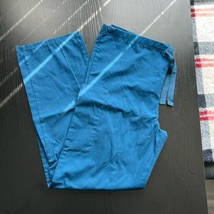 Sivvan Scrub Bottoms - never worn - xs fits like small